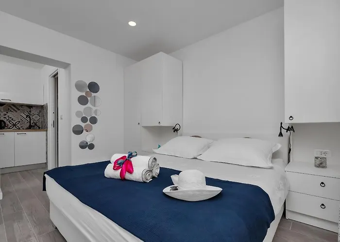 Luxurious Toma * Makarska